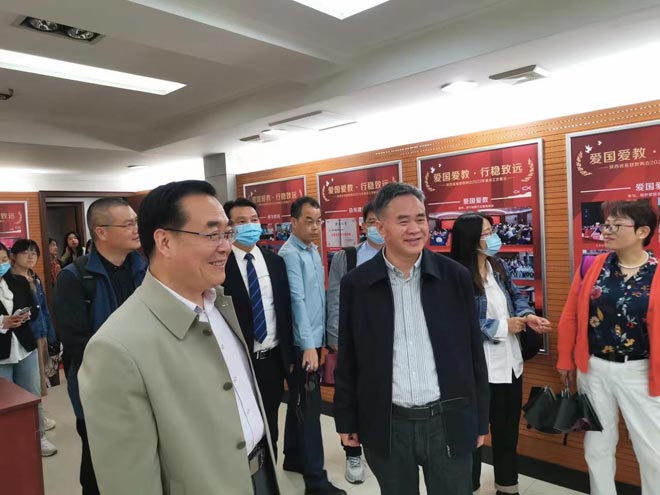 华东神学院神学本科毕业生进行爱国主义教育活动 华东神学院神学本科毕业生进行爱国主义教育活动